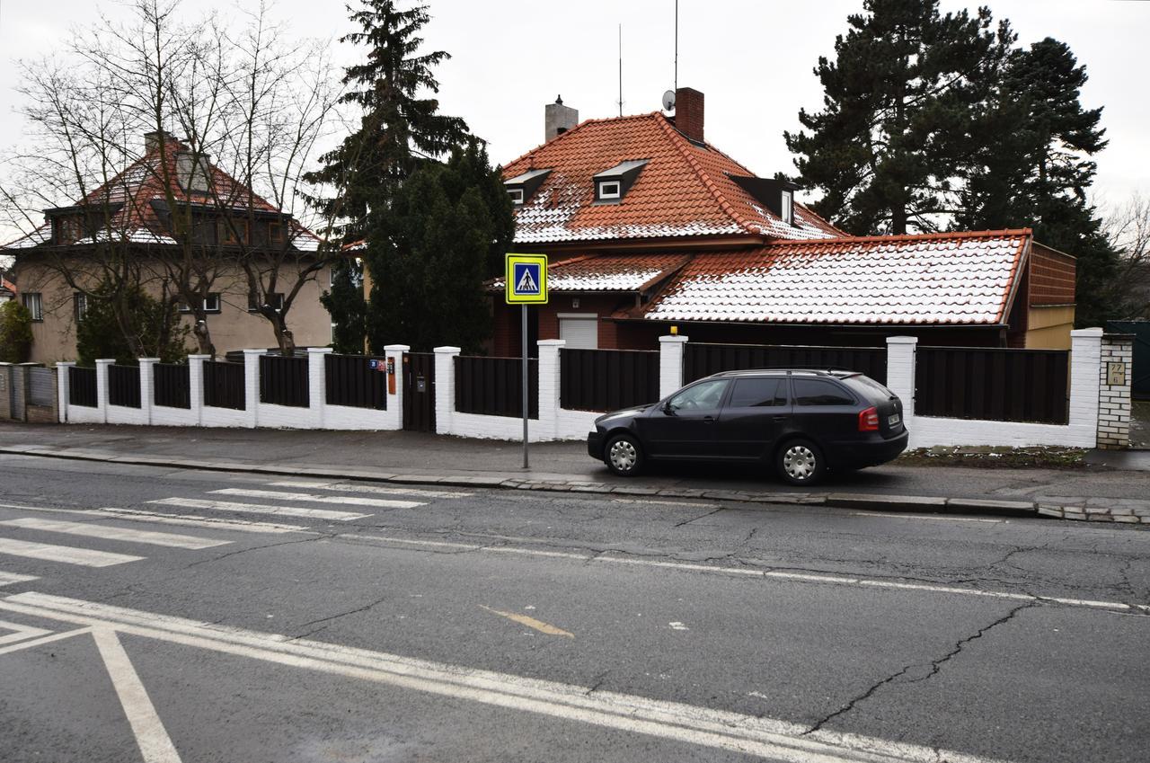 Family Style & Garden Apartments Prague Extérieur photo