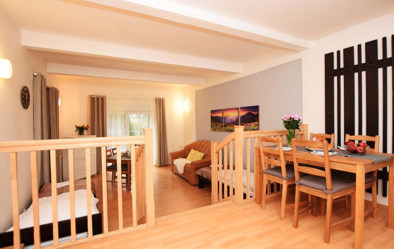 Family Style & Garden Apartments Prague Extérieur photo